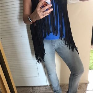 New black fringed vest! Very elegant 🎉